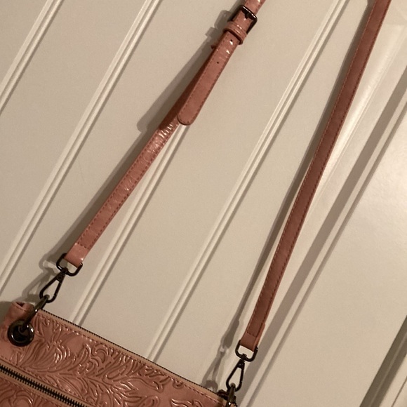 Embossed Pink Faux leather Shoulder Bag - Picture 6 of 13